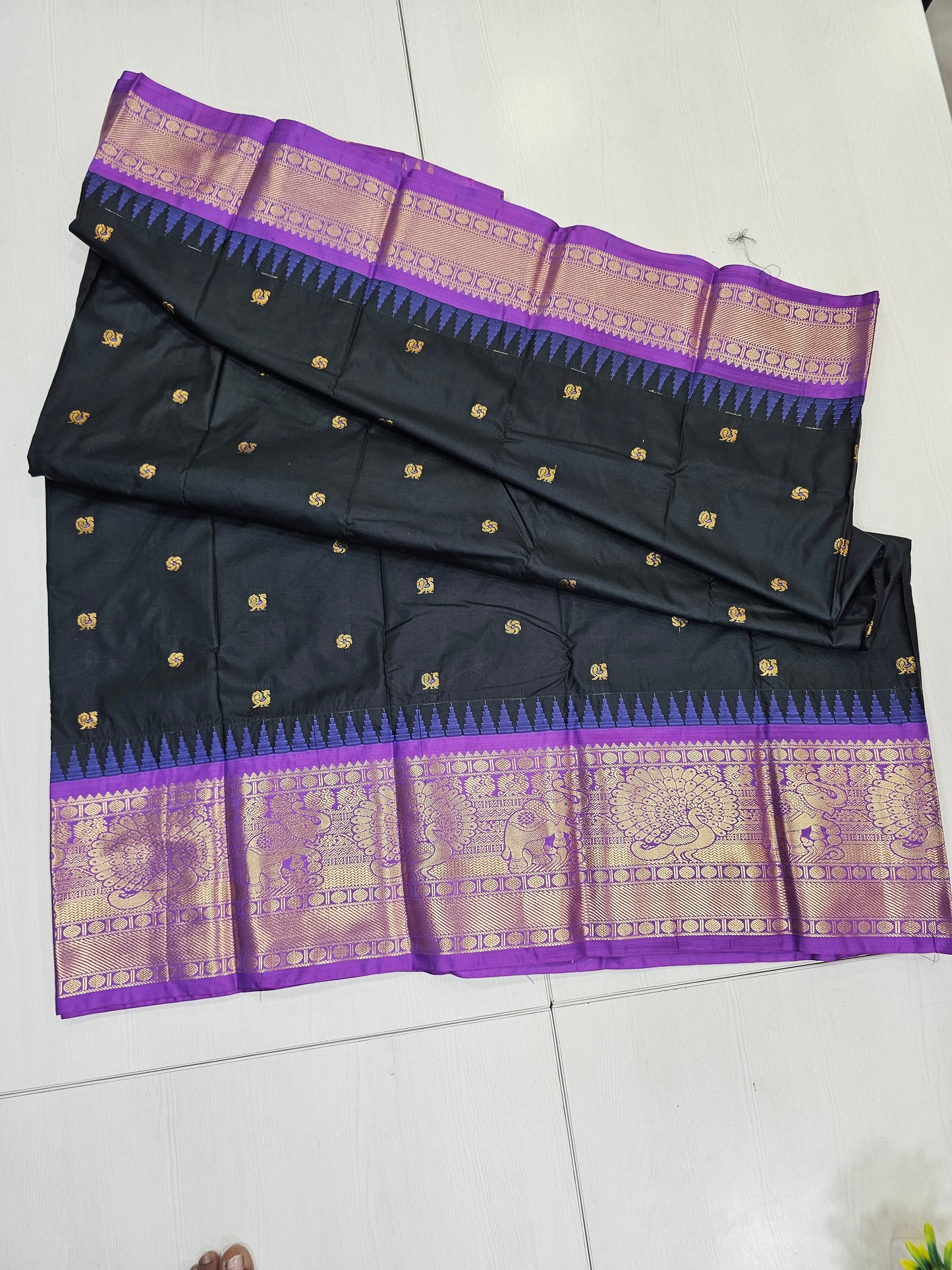 Black & Lavender Semi Gadwal Saree with Zari Border