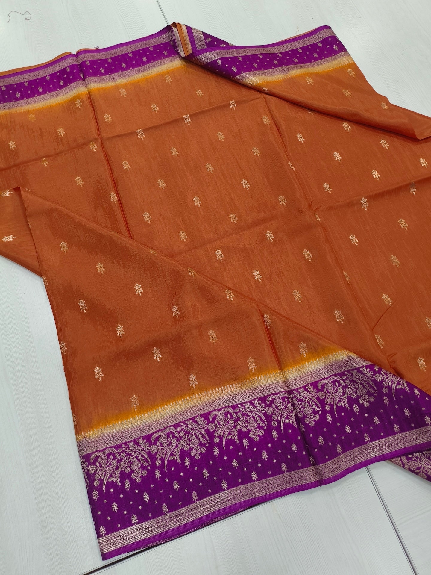 Rustie orangeMango silk designer saree with contrast border and pallu and blouse