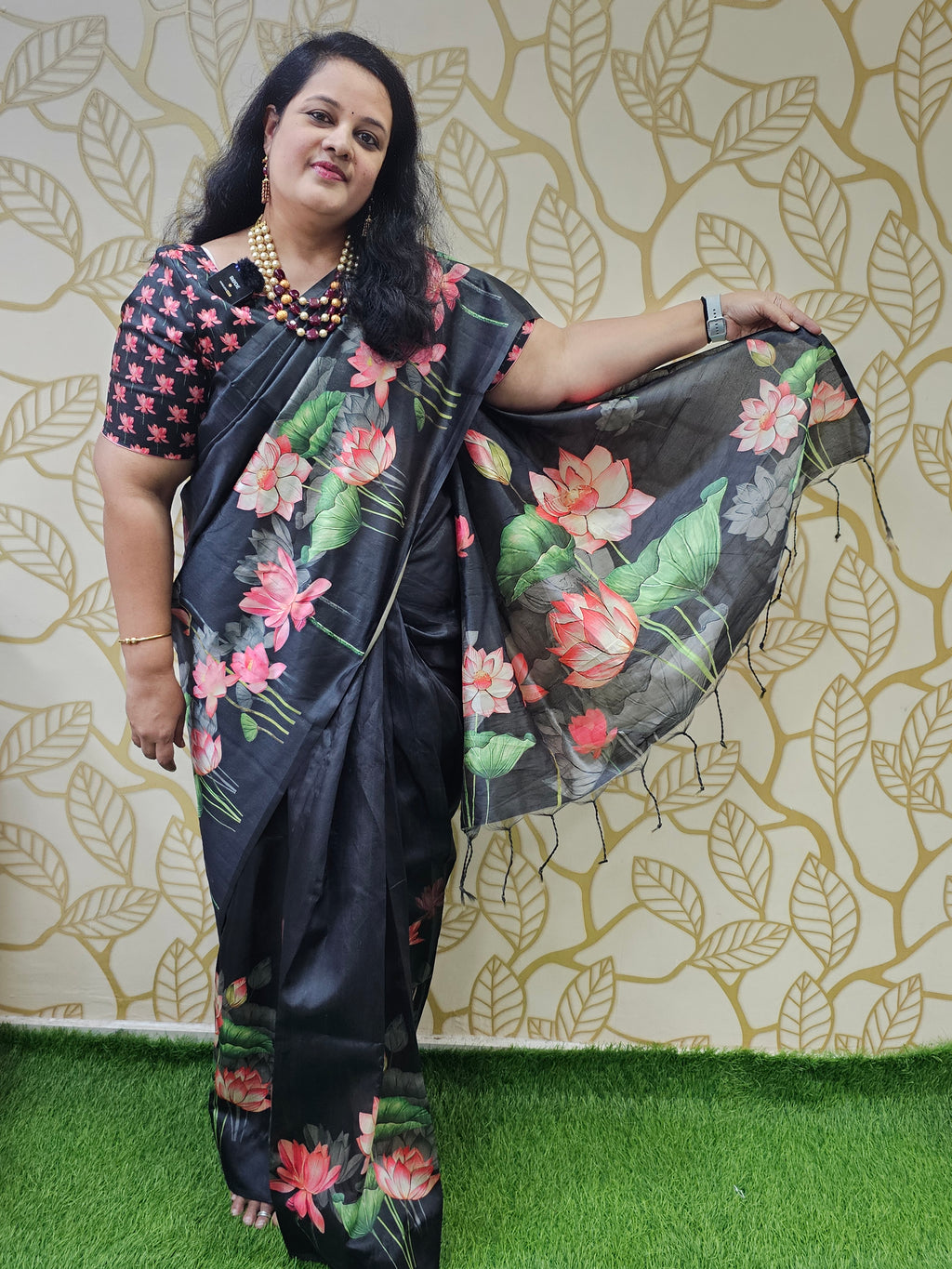 Semi Tussar Lotus Border Saree