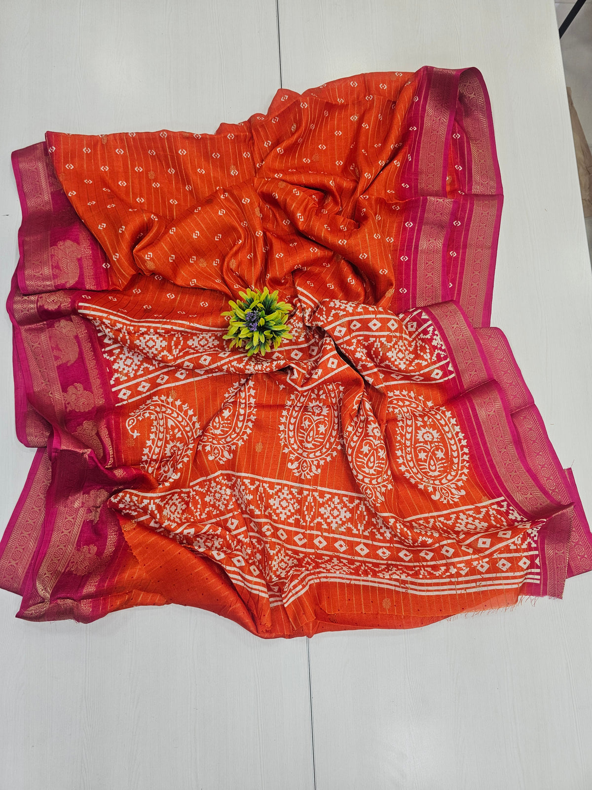 Semi Dola Orange And Pink Office Wear / Gifting Saree