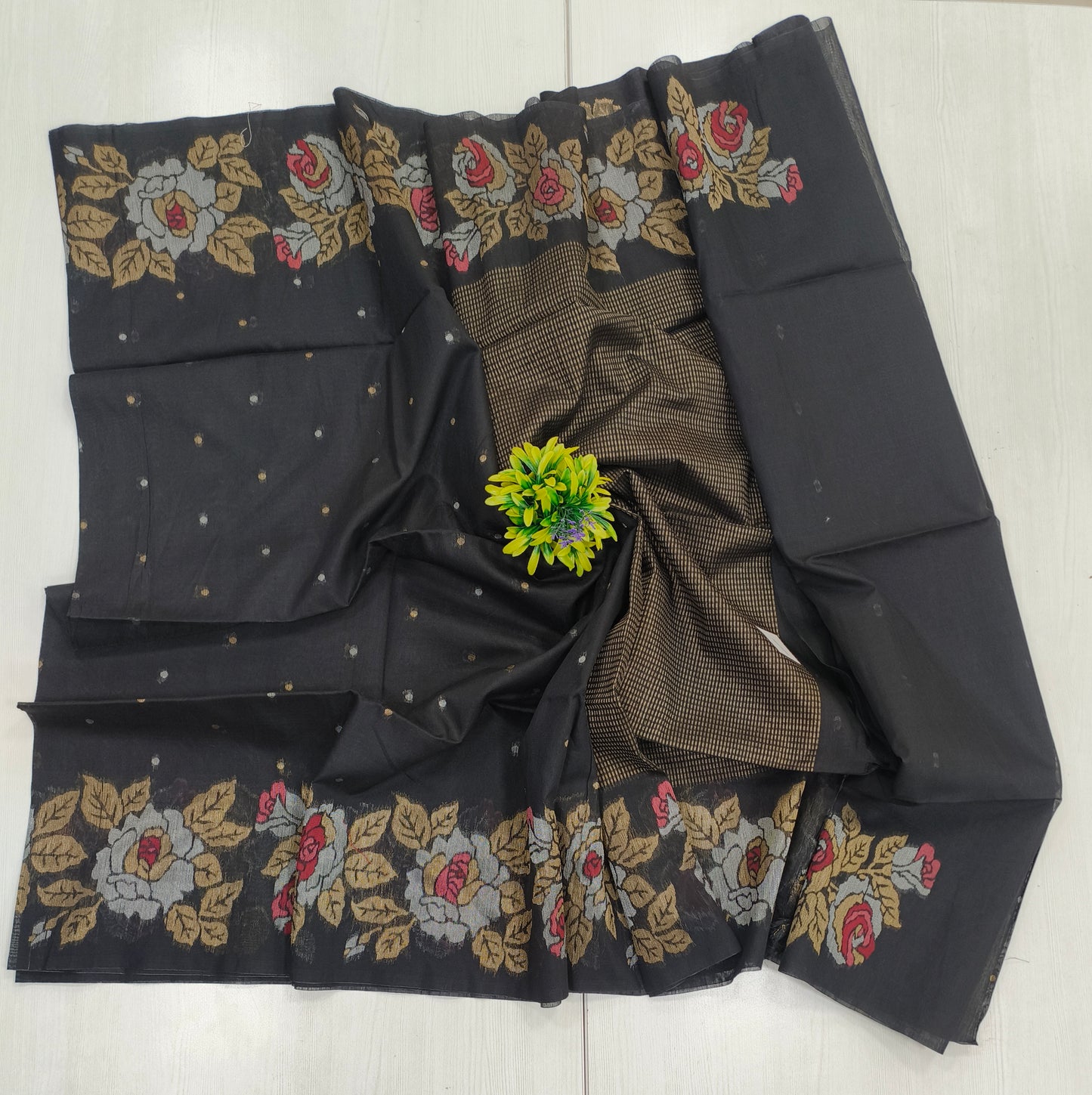 Lenin jute saree