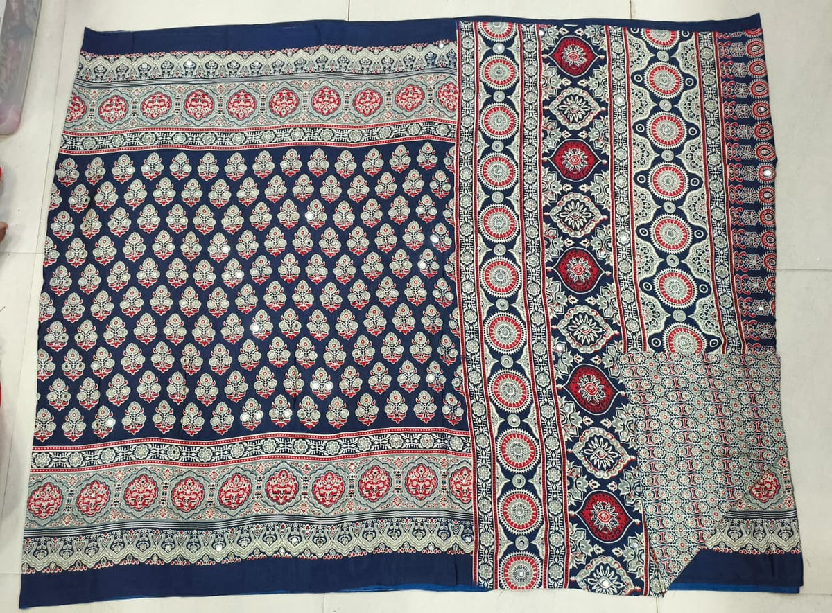 Azrak Sarees With Flower design