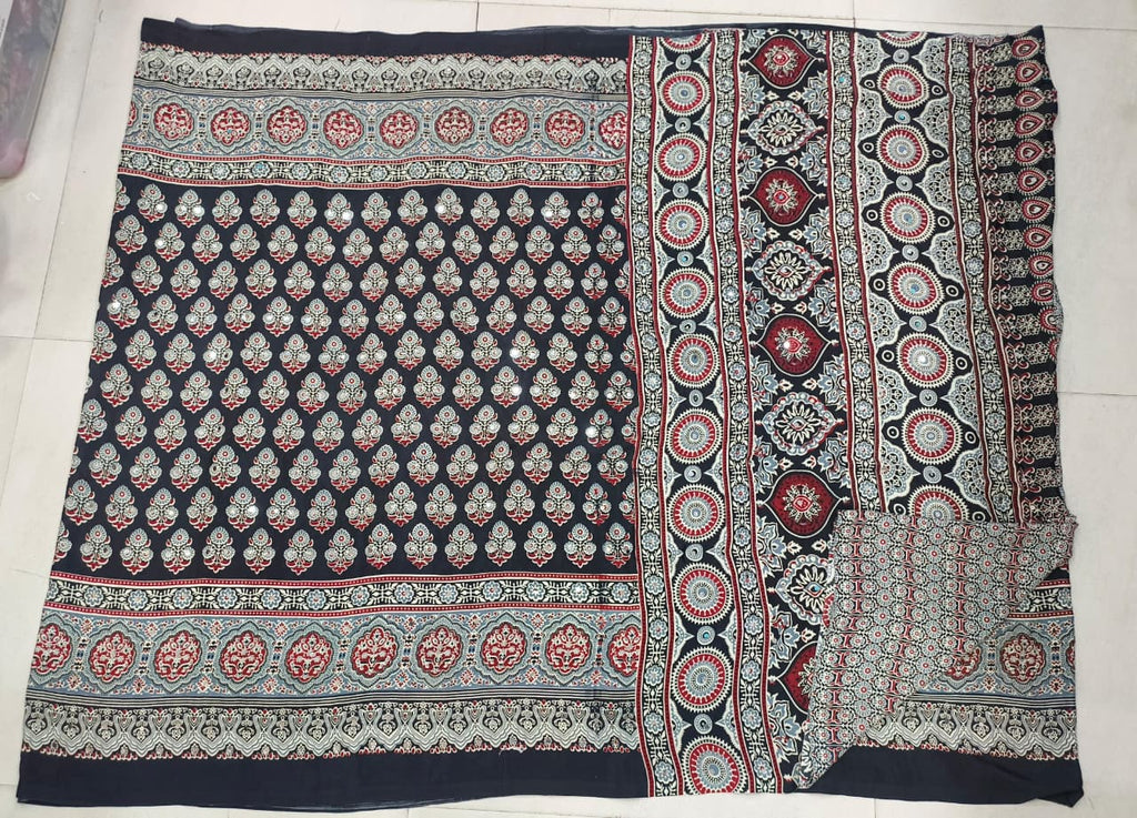 Azrak Sarees With Flower design
