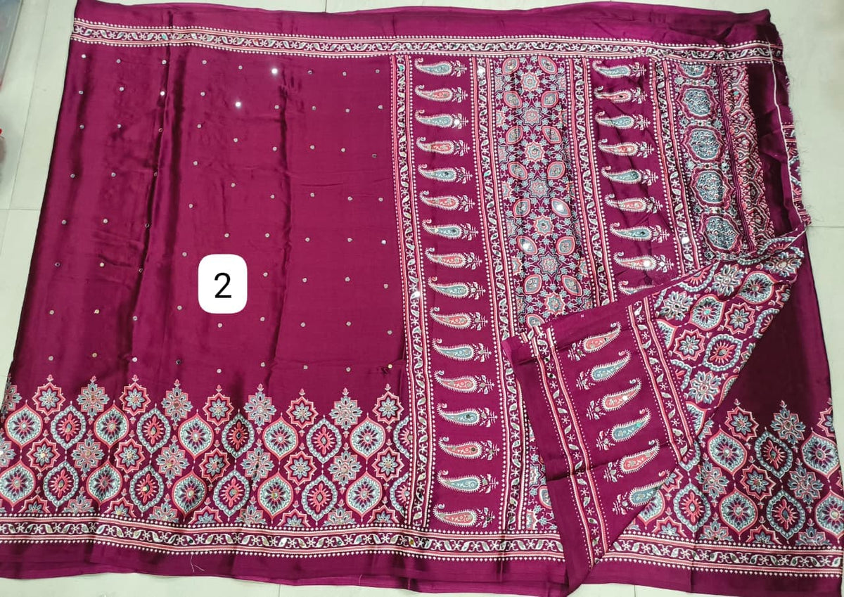 Azrak Sarees With Border Flower Design