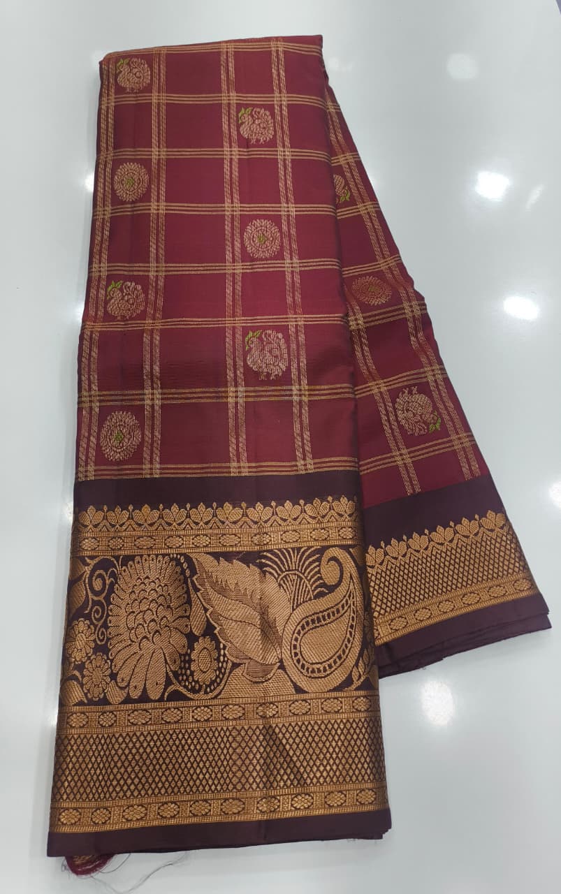 Vintage Pattu Sarees Big Checks