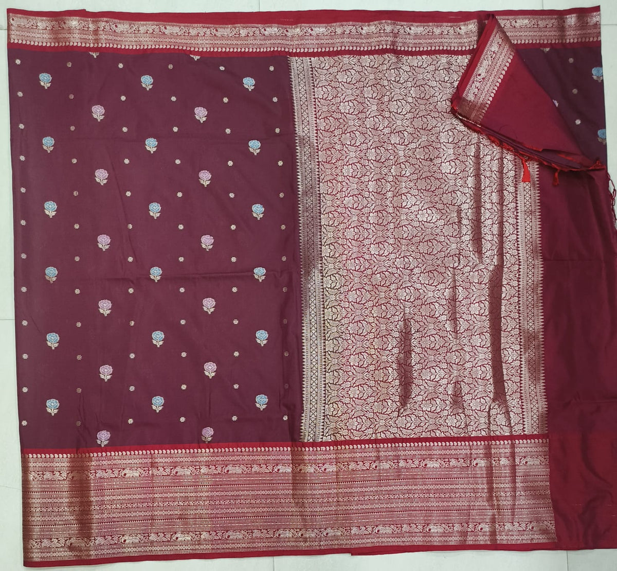 Semi Vintage Sarees