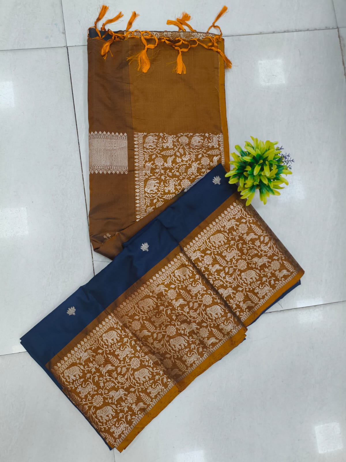Semi Vintage Sarees