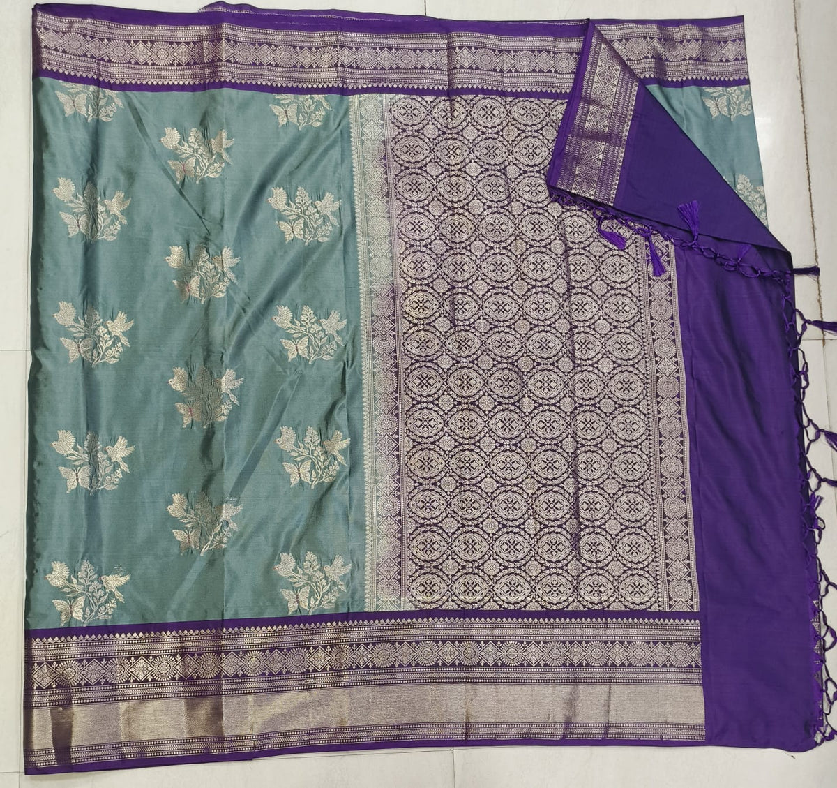 Semi Vintage Sarees