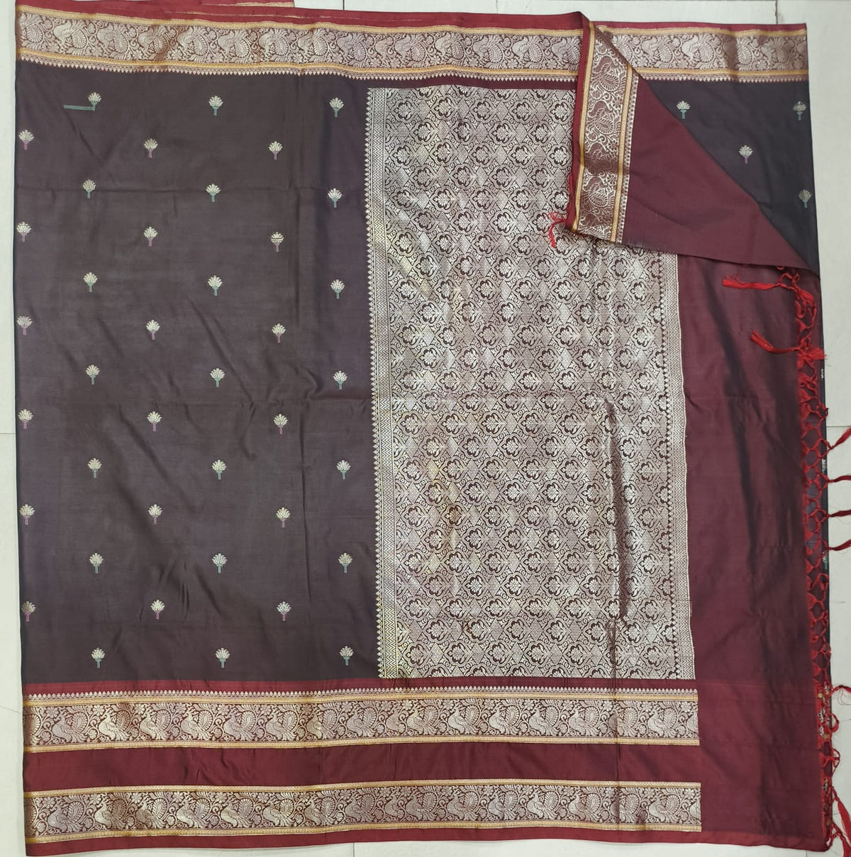 Semi Vintage Sarees