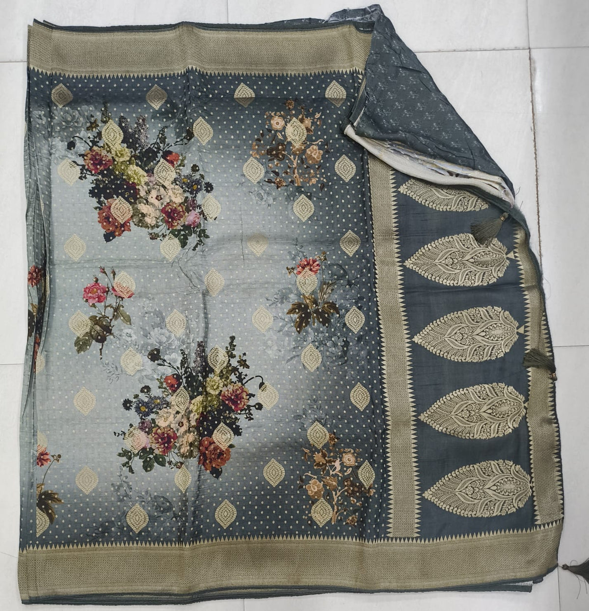 Munga Sarees