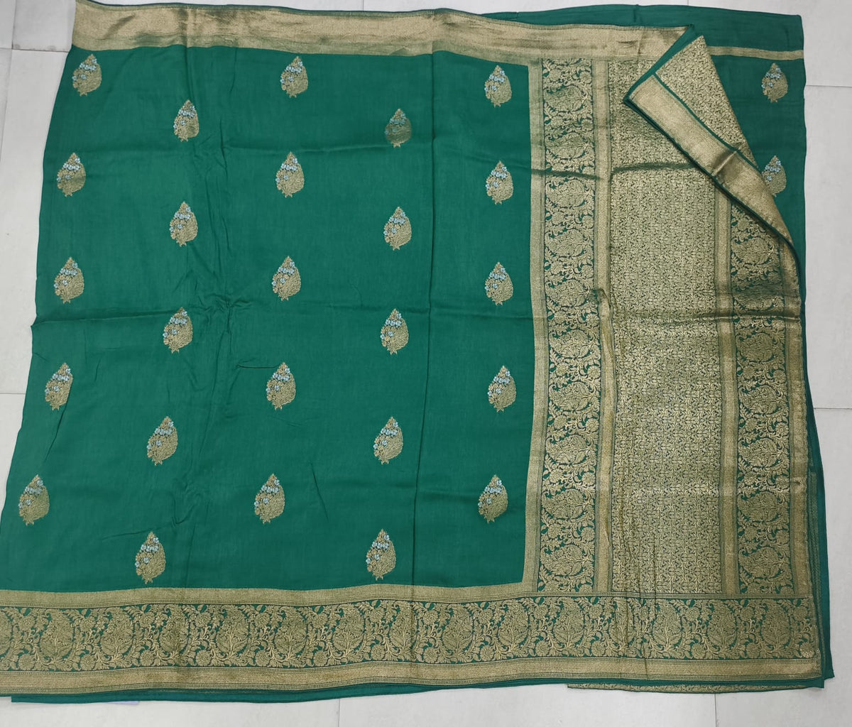 Munga Sarees