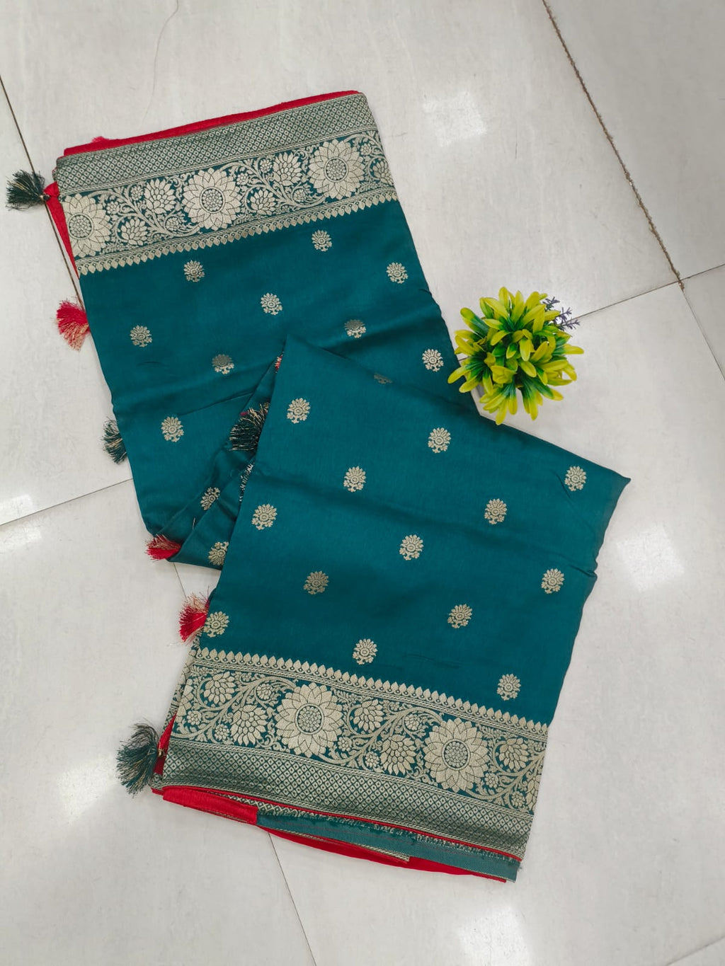 Munga Sarees