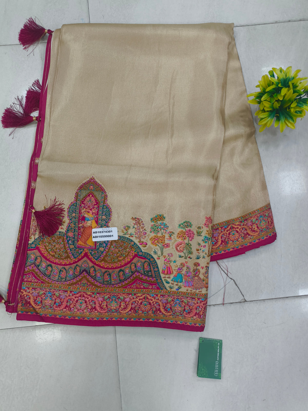Kashmiri emporium (pashmina silk)