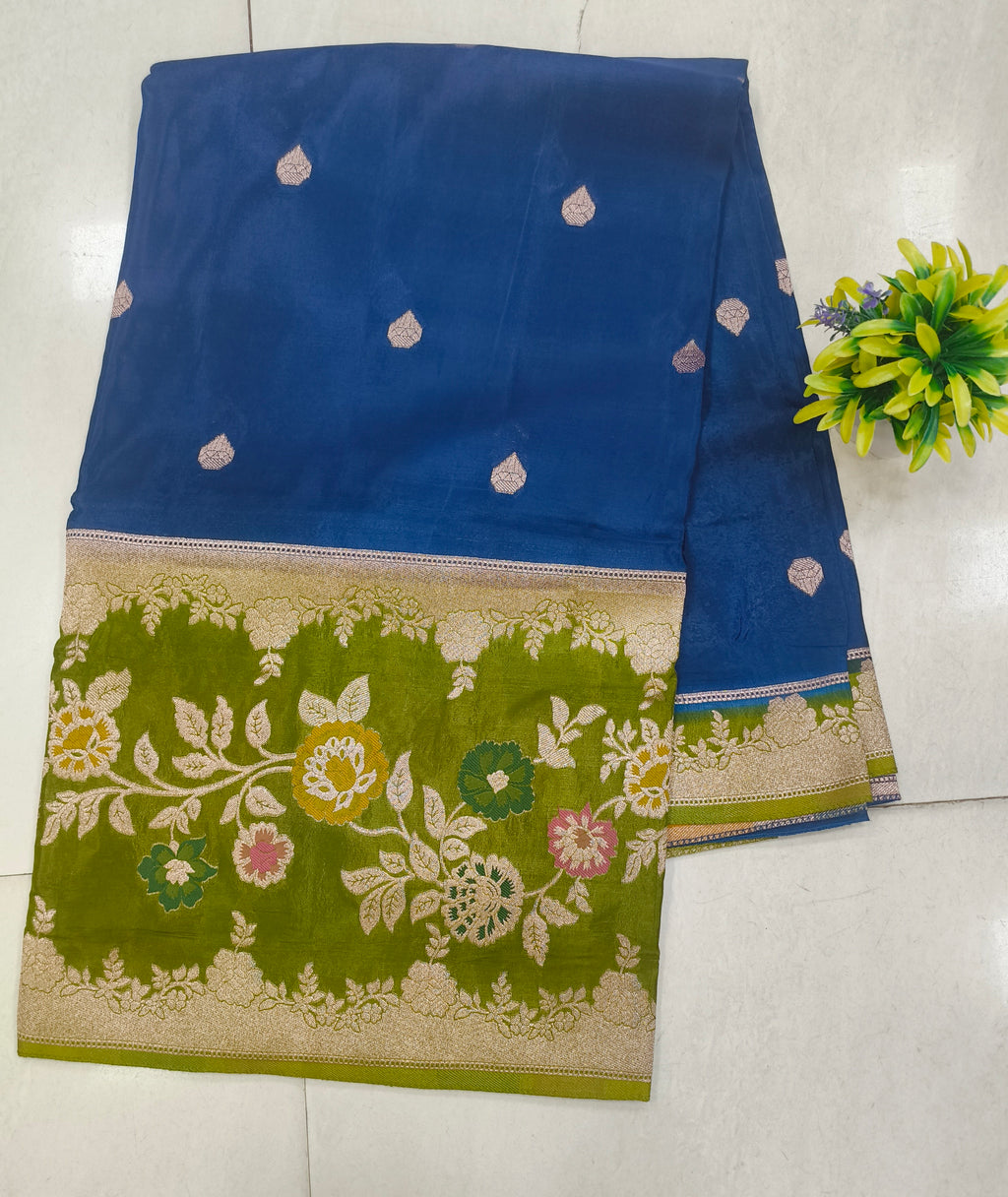 Mangosilk long border