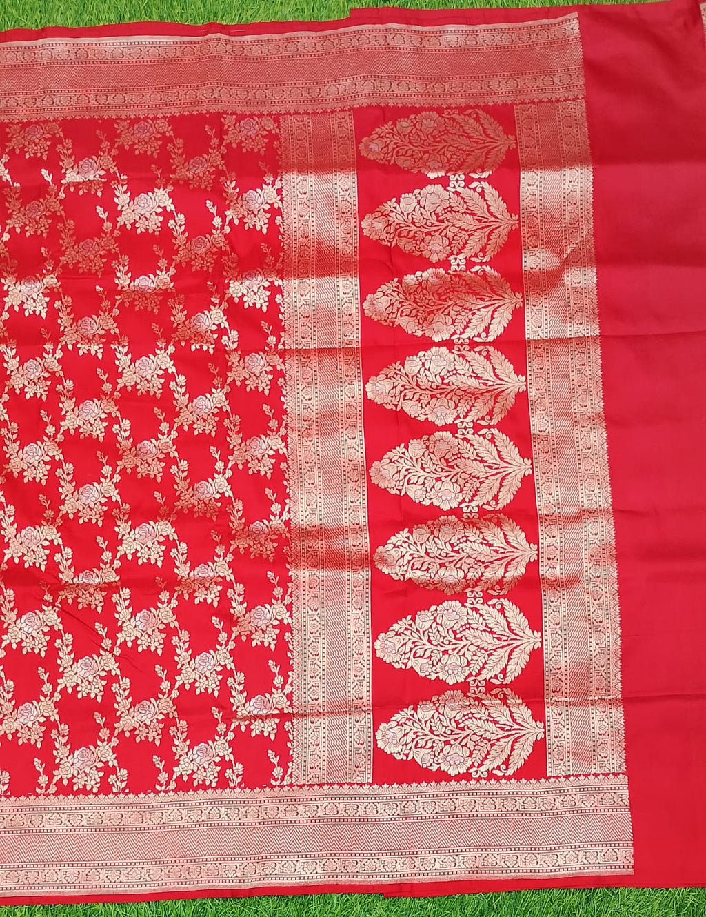 Banaras Pattu Sarees