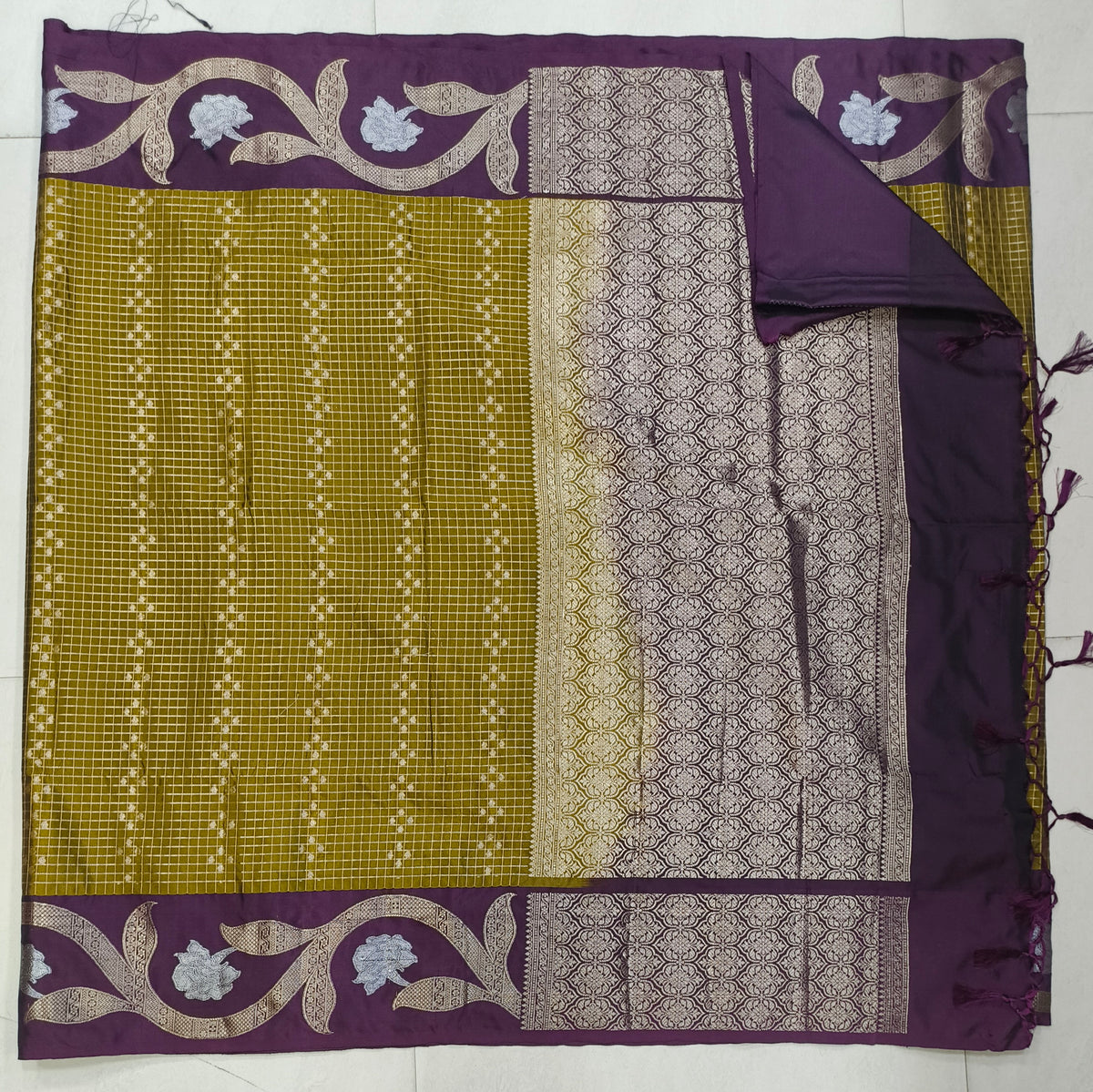 Semi Vintage Sarees