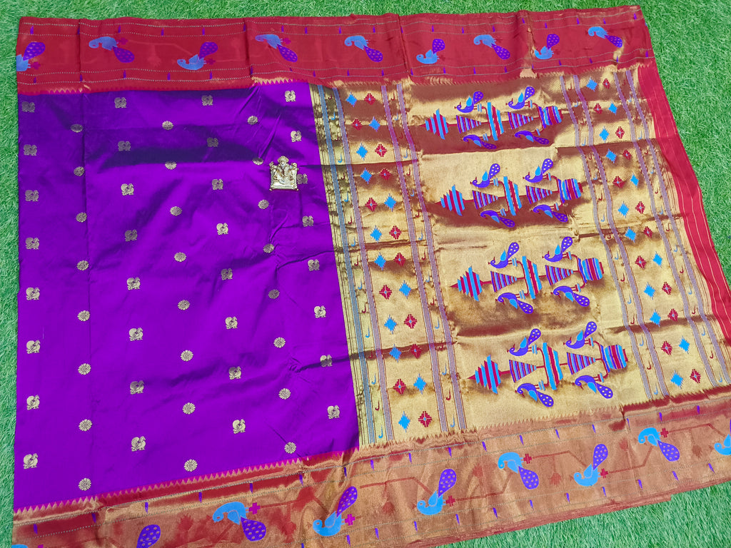 Narayanpet Saree  With A Paithani Border