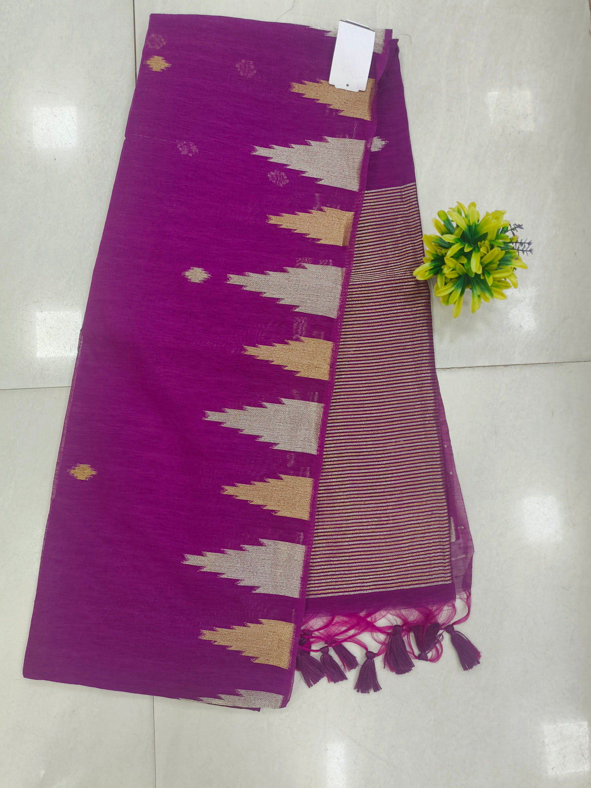 Lenin Jamudani Temple Border Colours