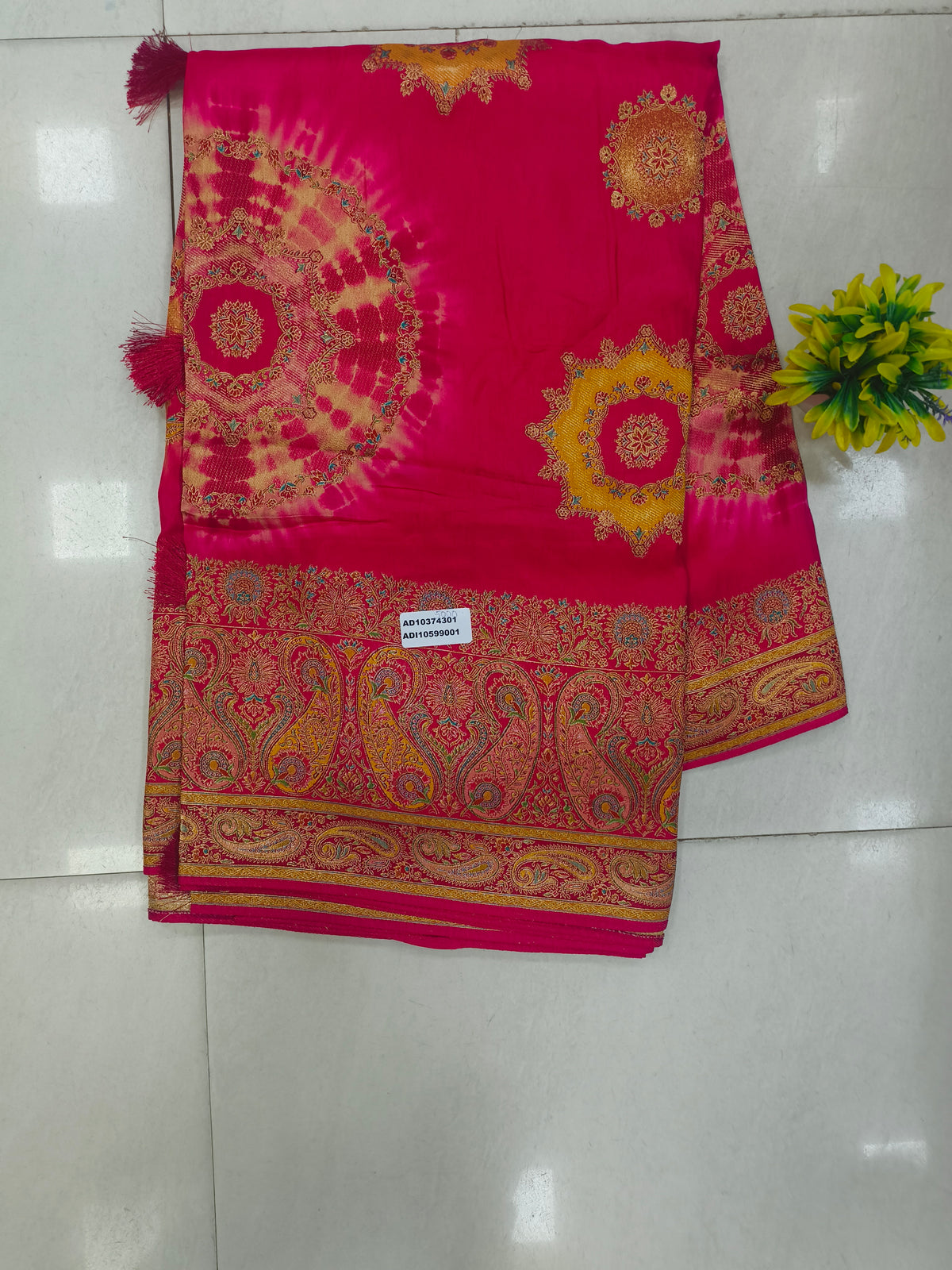 Kashmiri emporium (pashmina silk)