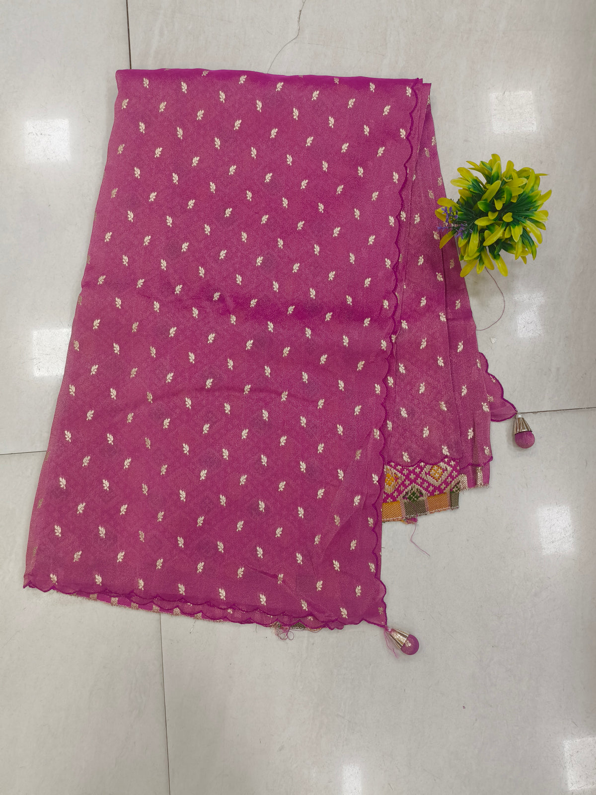 Tissue Georgette border less With Patola Weaving Blouse