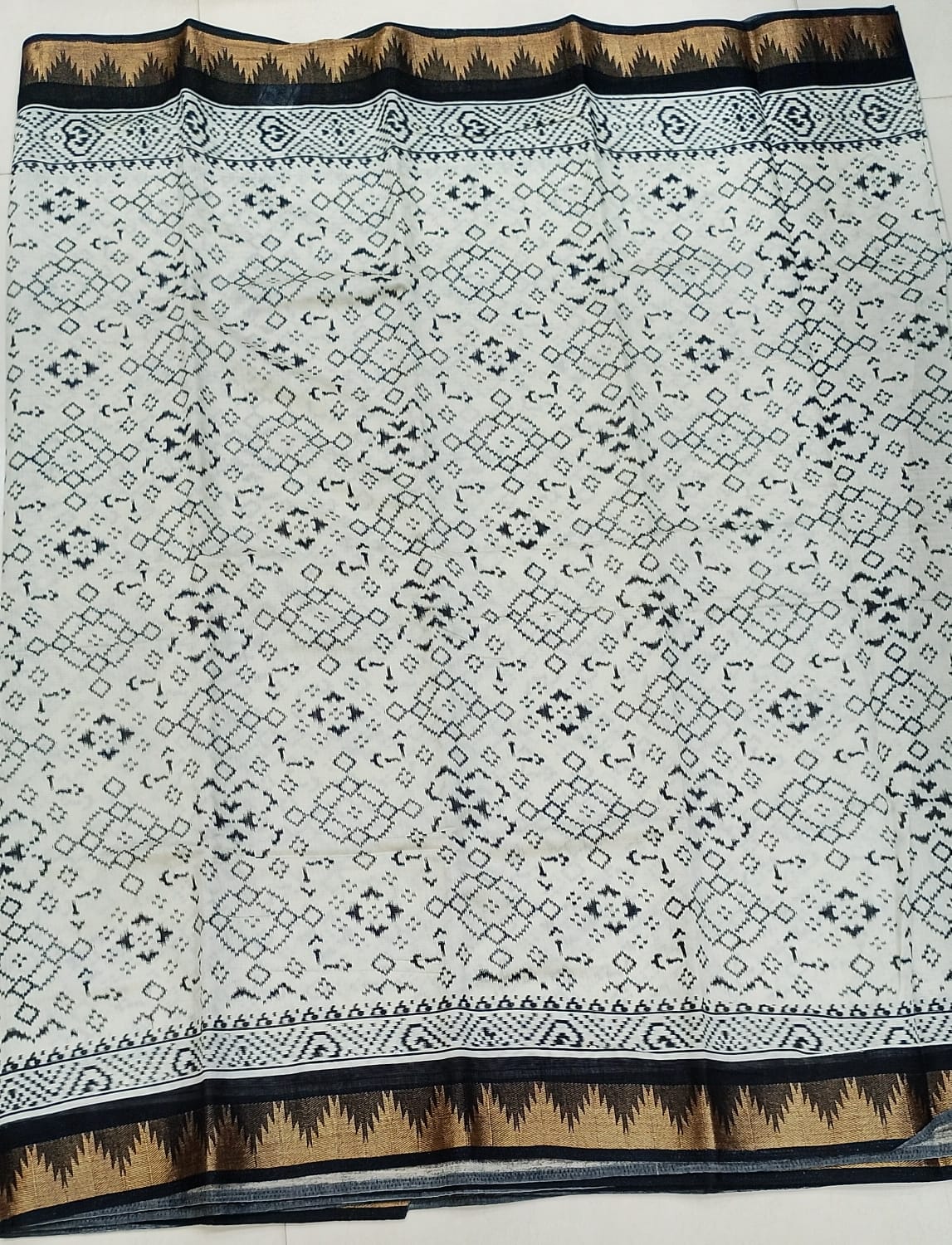 Maheswari Chenderi Silk