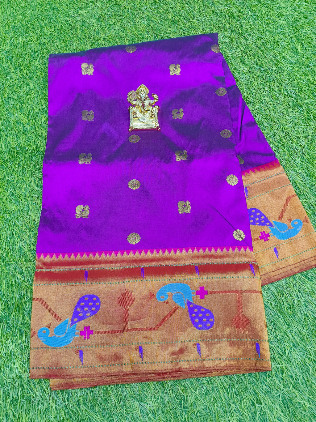Narayanpet Saree  With A Paithani Border