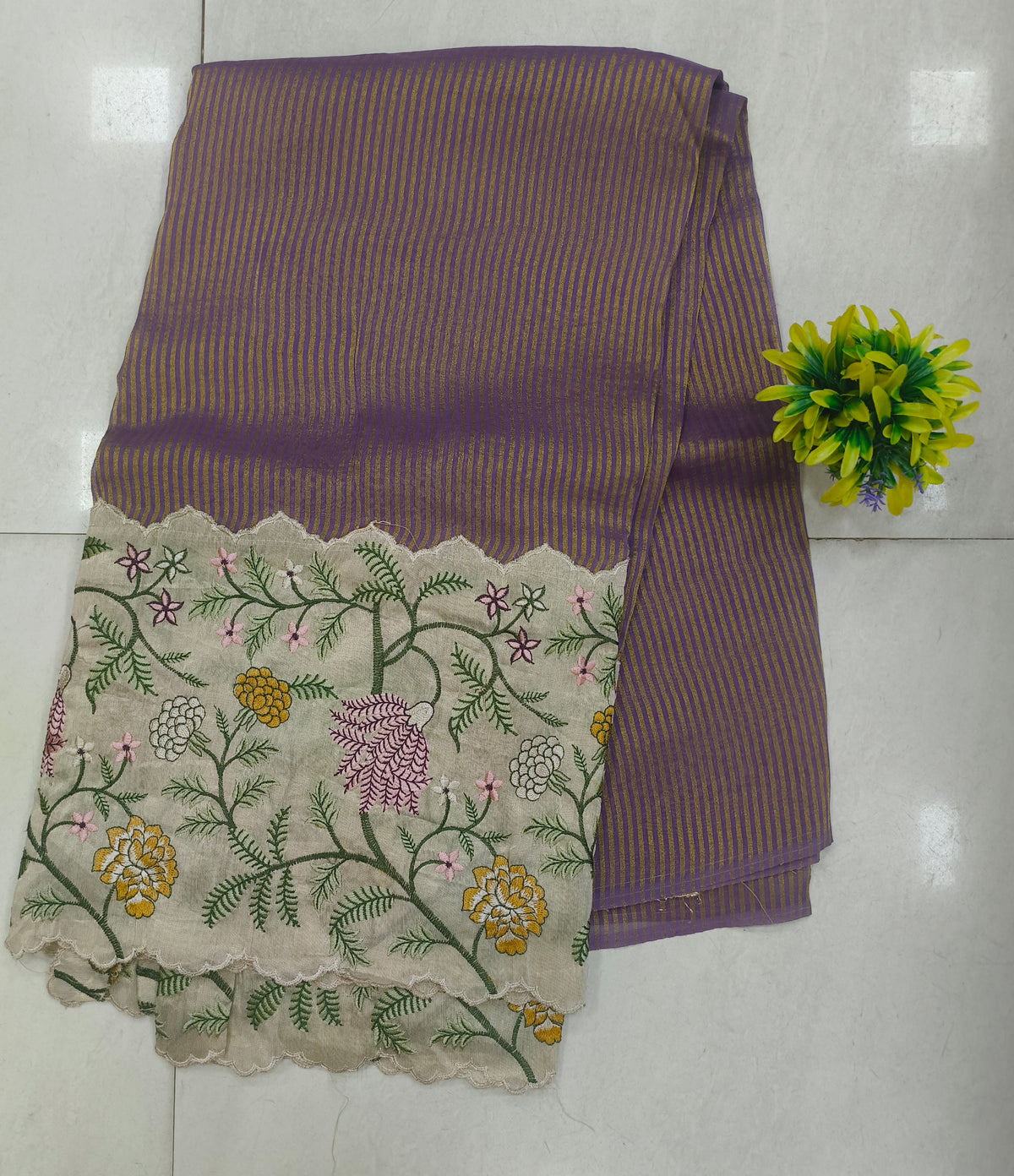 Banarasi tissue skirt border