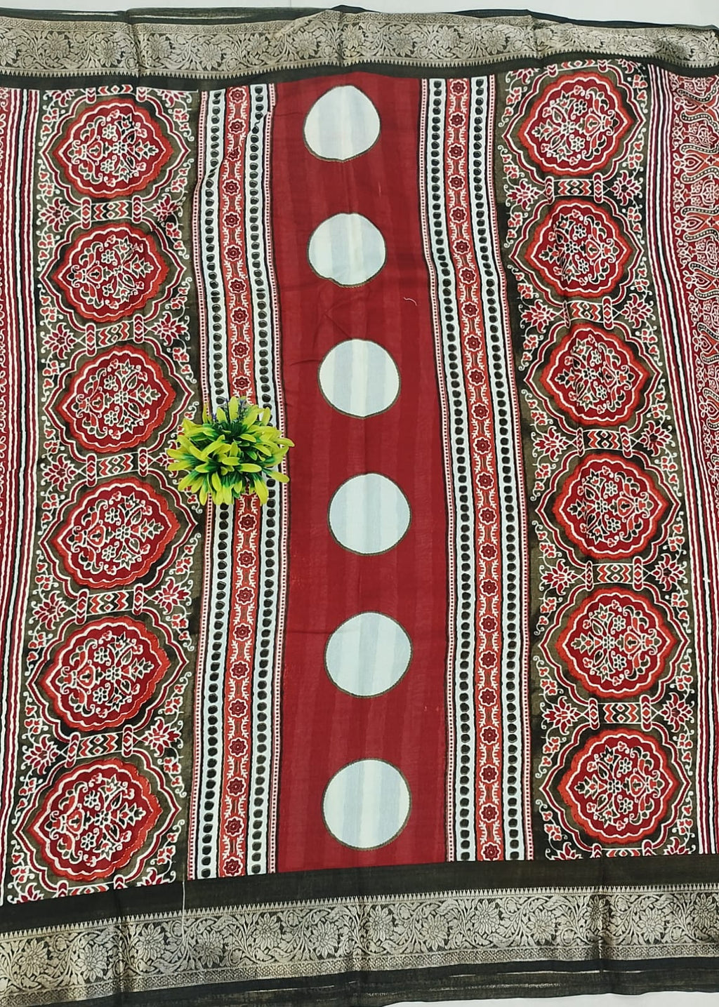 Fancy Saree With Strips