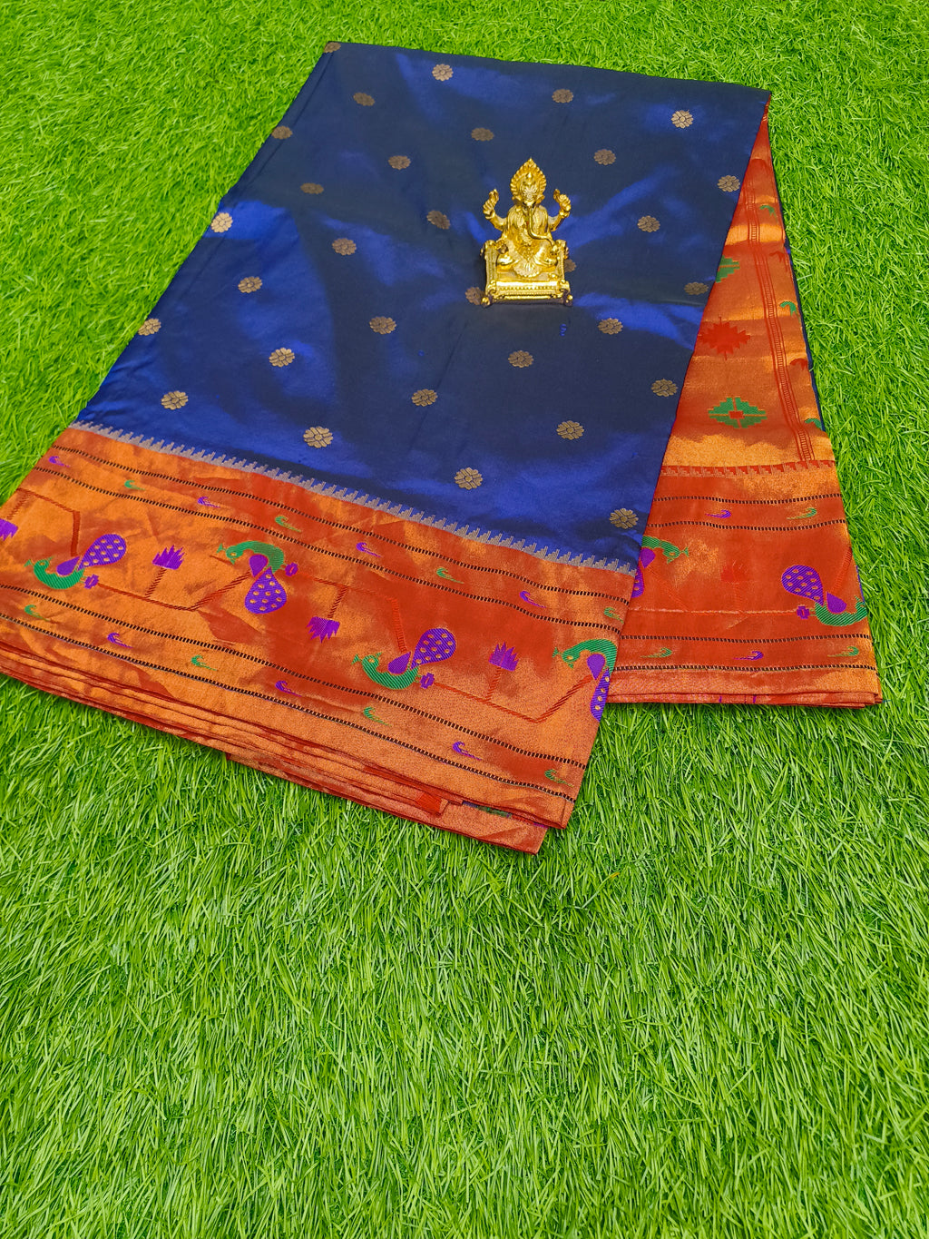 Narayanpet Saree  With A Paithani Border