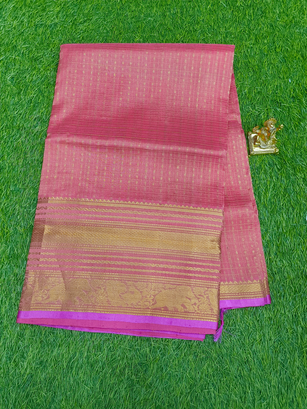Mangalagiri Pattu Sarees With Small Checks Design