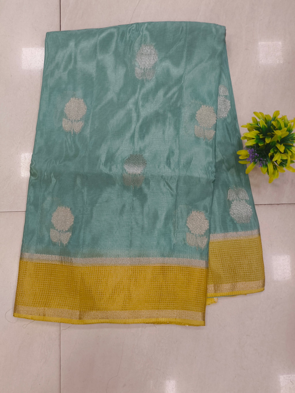 Chinon checks border designer sarees