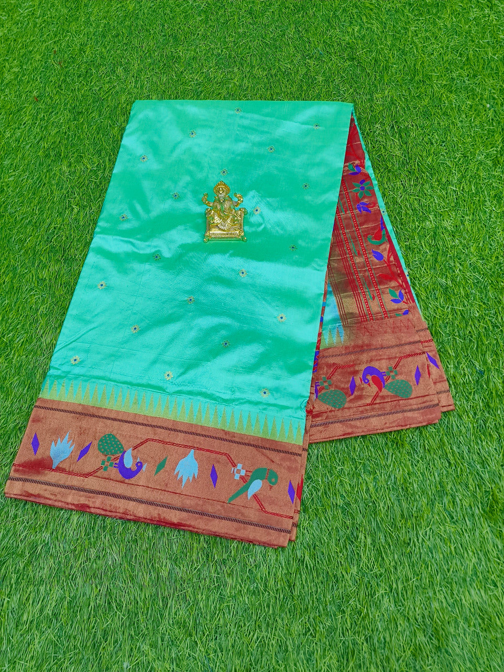 Narayanpet Saree  With A Paithani Border