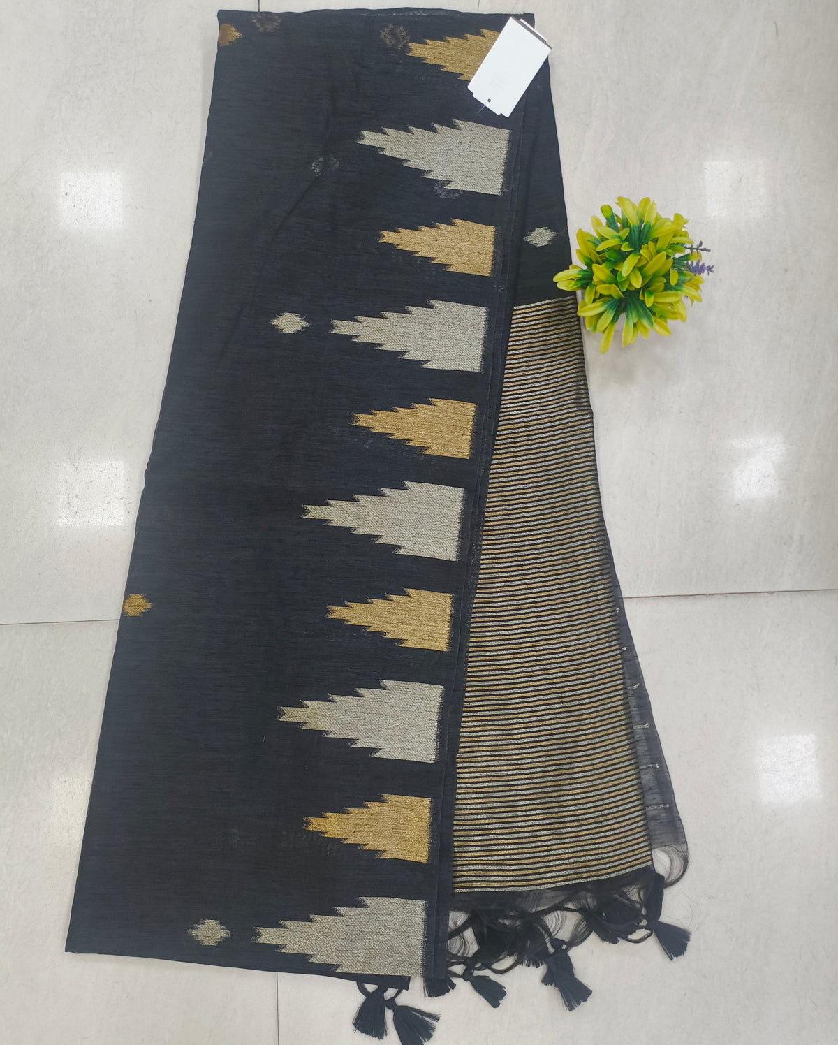 Lenin Jamudani Temple Border Colours