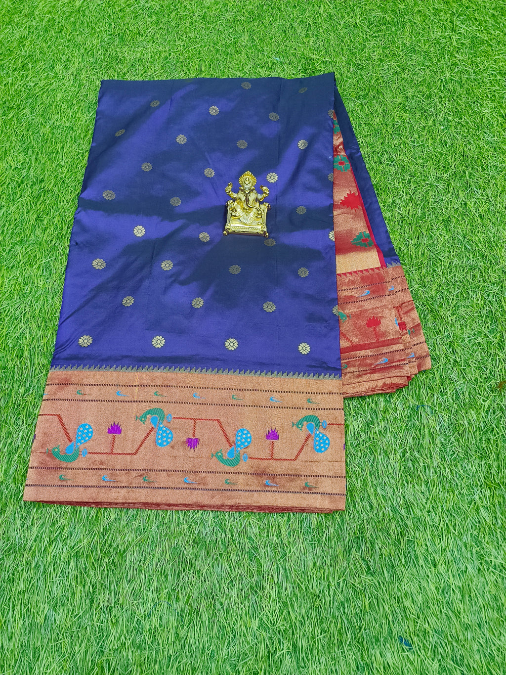 Narayanpet Saree  With A Paithani Border