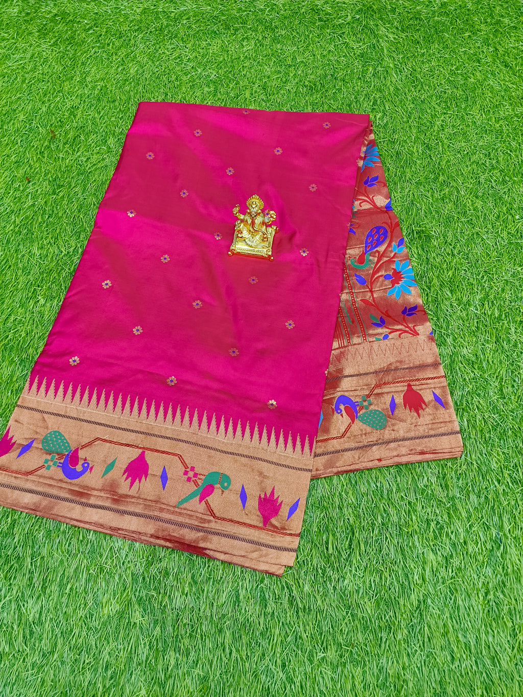 Narayanpet Saree  With A Paithani Border